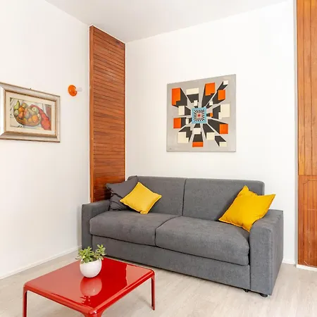 Apartamento Just Here - L'artista *